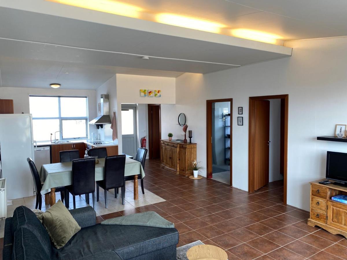 Asubud Apartments Budardalur Eksteriør billede